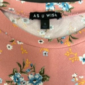 Cute dress w/sleeves